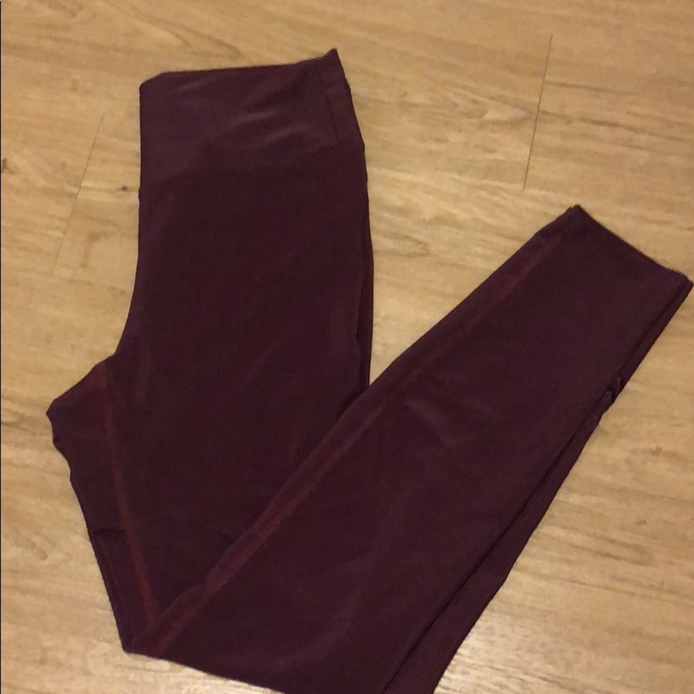 Heroine Sport Merlot Leggings